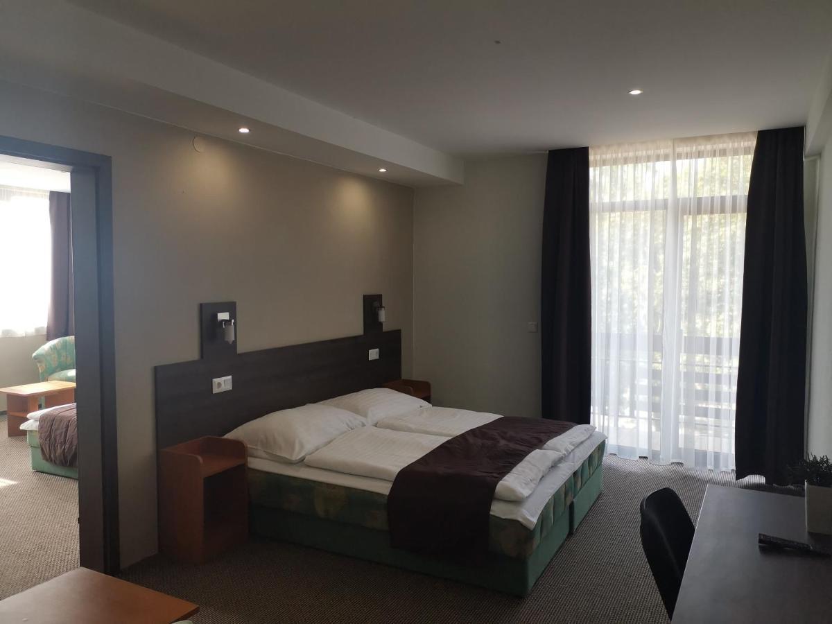 Hotel Tagore Balatonfüred Esterno foto